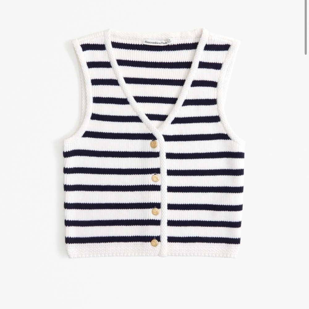 Abercrombie Mara Button-Up Sweater Vest
